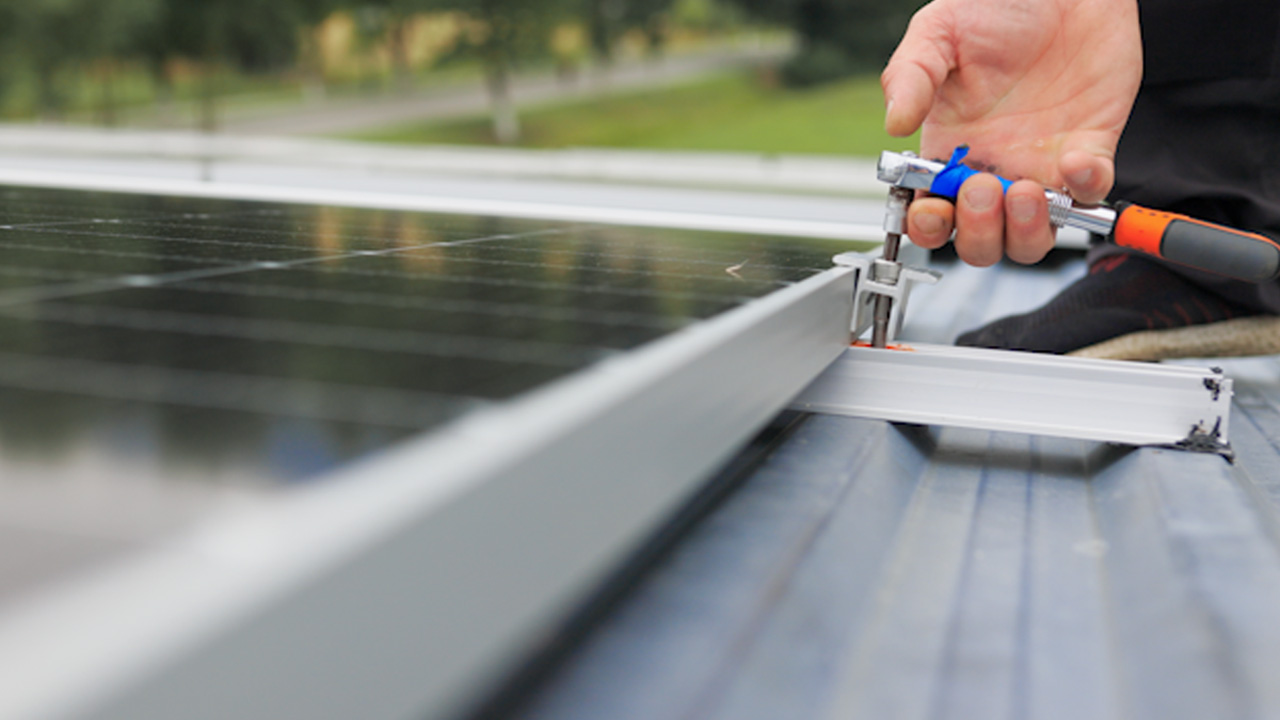 Our solar panel cleaning and maintenance service